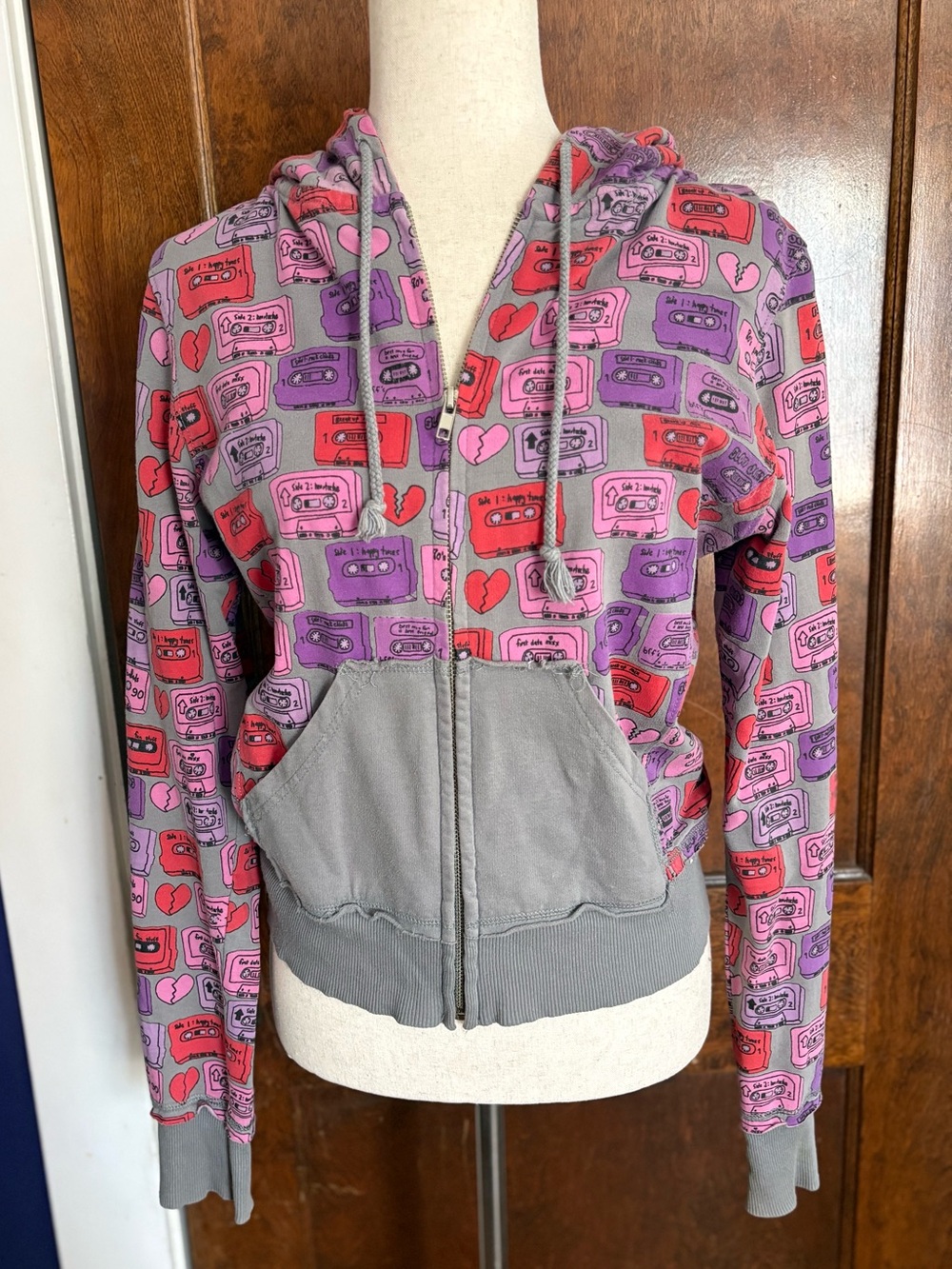 VTG Loyal Army Cassette Tapes Hearts Print Full Zip Hoodie Y2K Indie Sleaze M